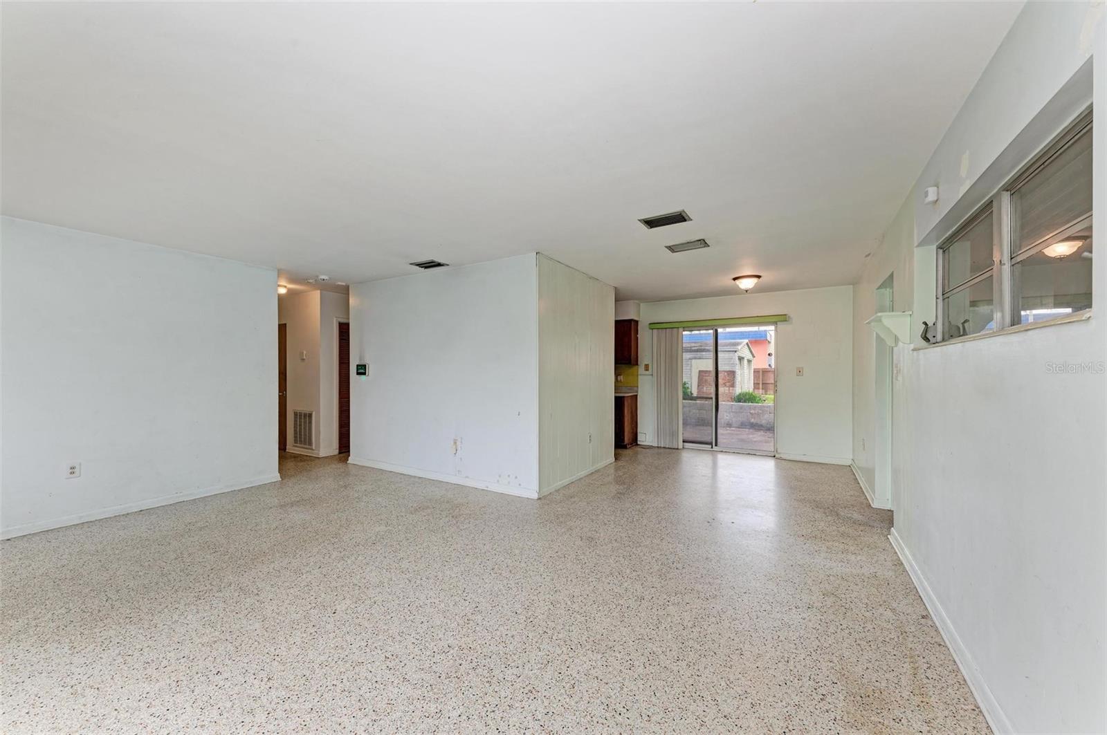 3104 52ND AVENUE DR W