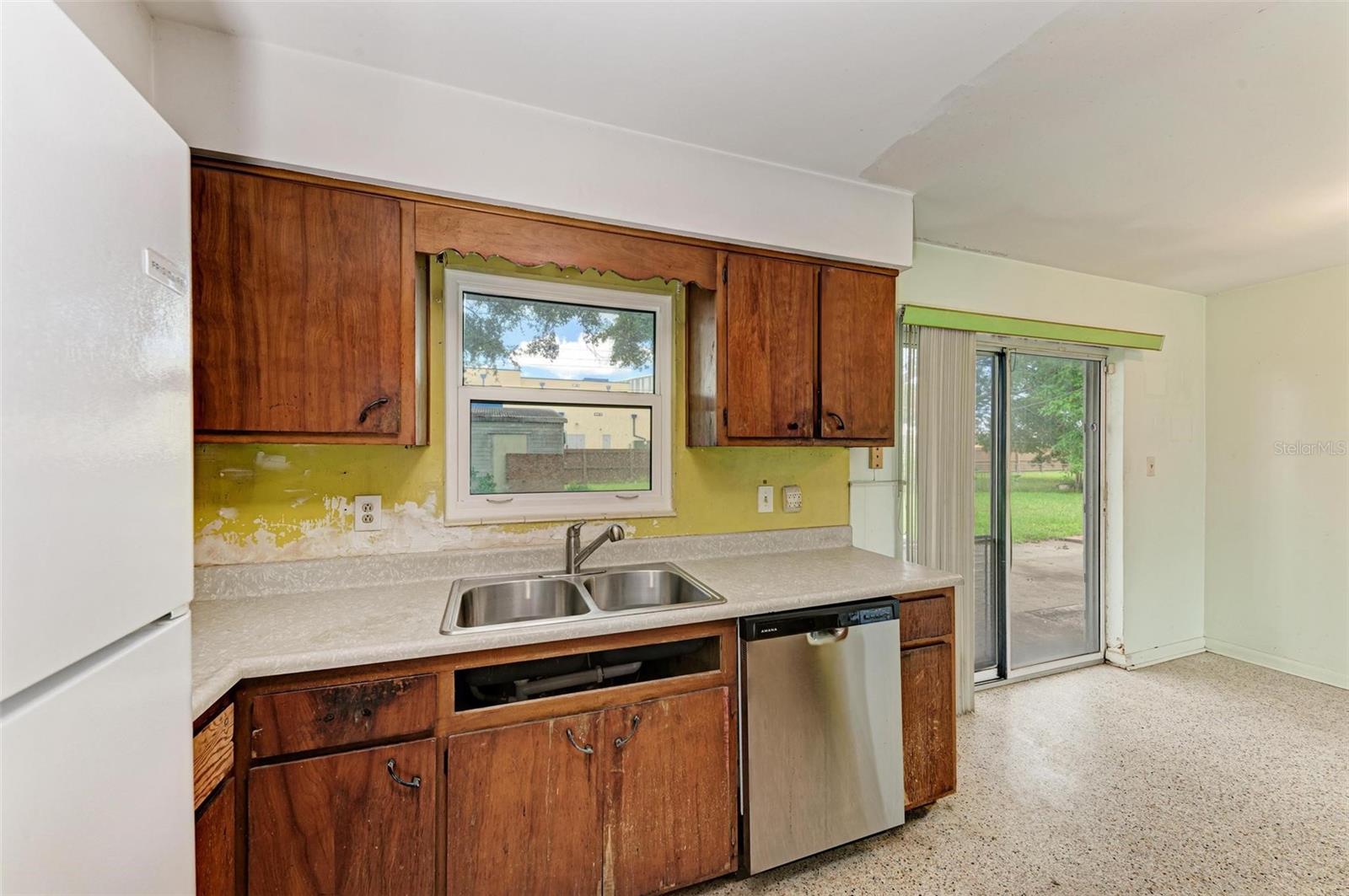 3104 52ND AVENUE DR W