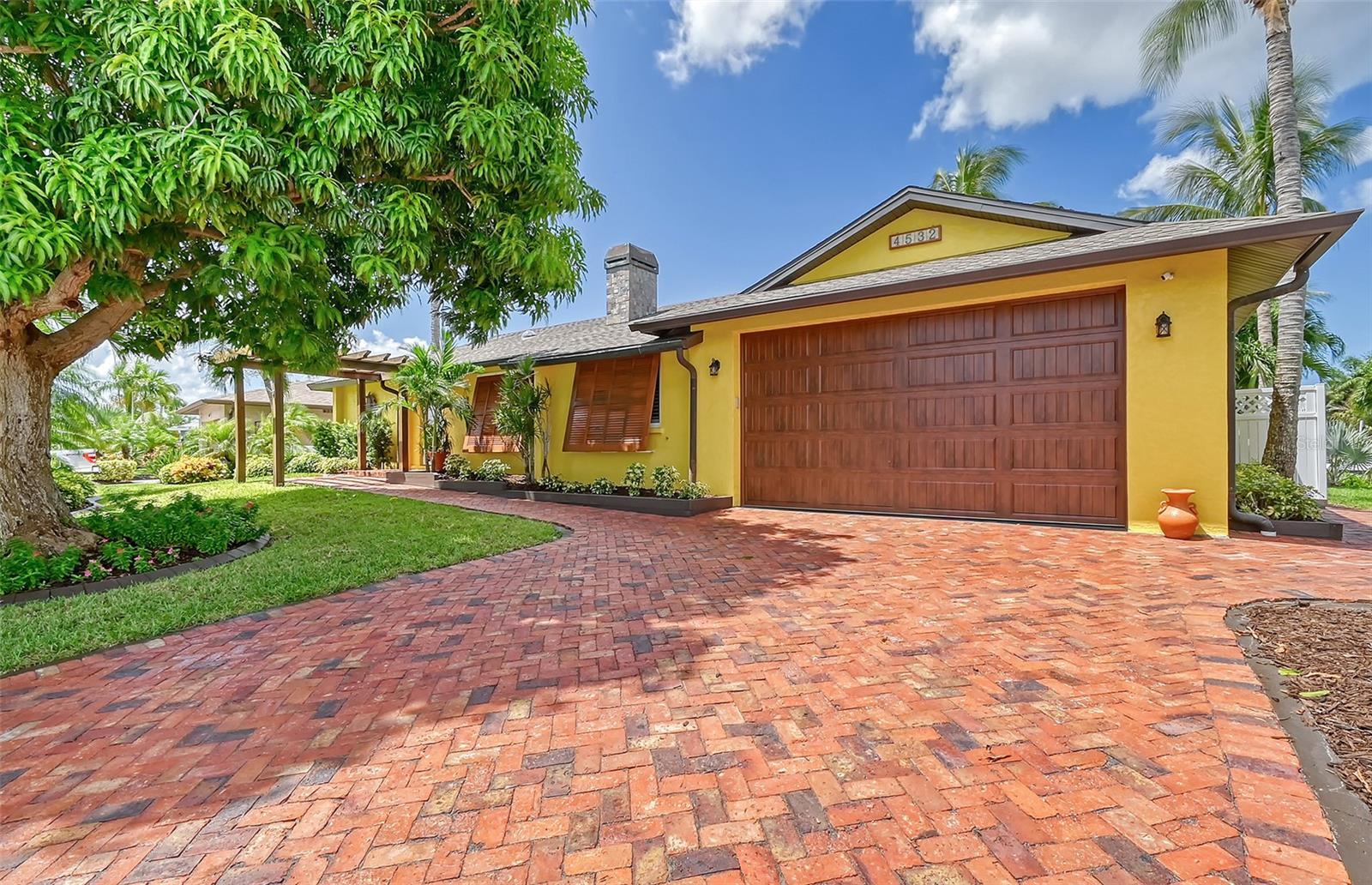 4532 MANGROVE POINT RD