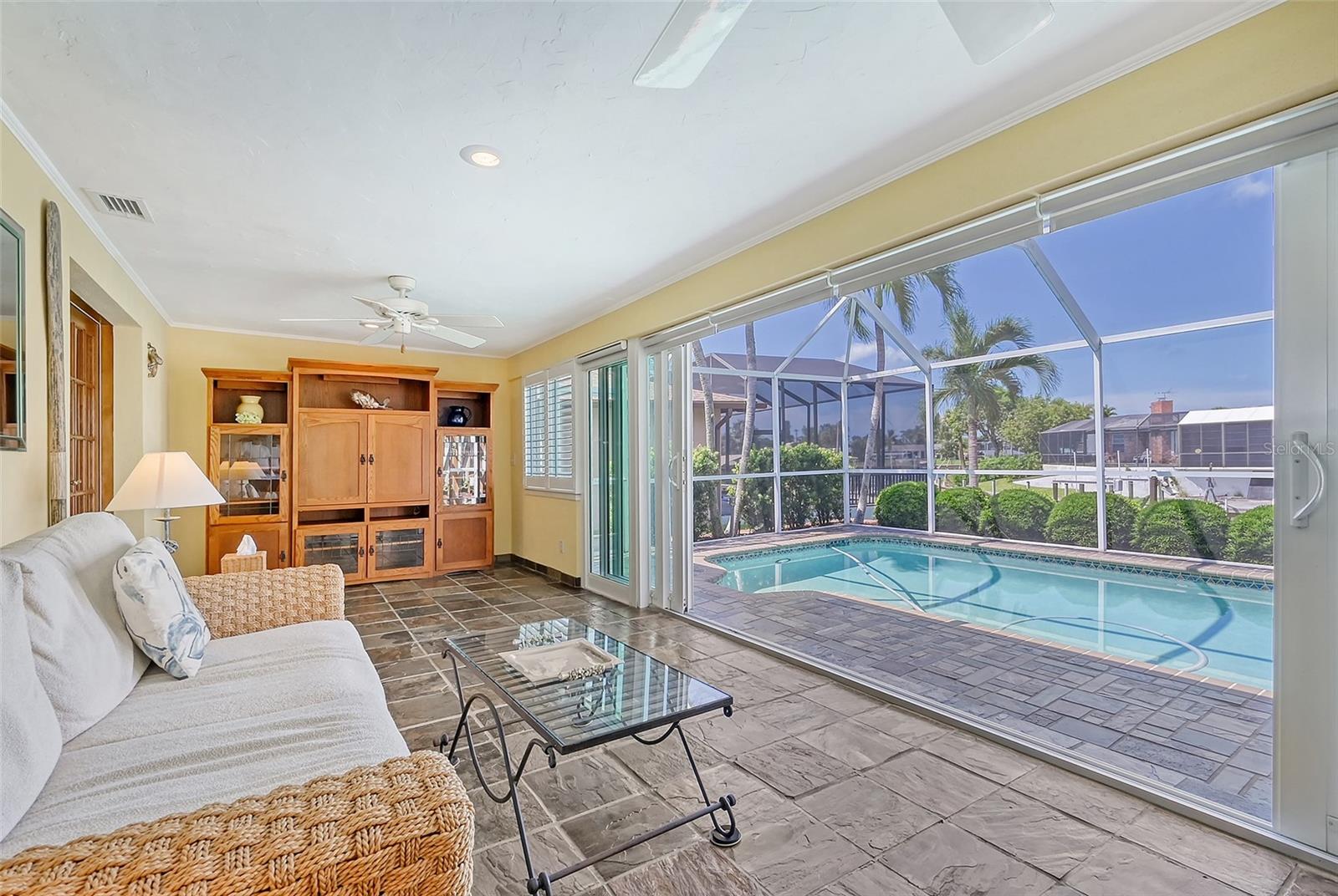 4532 MANGROVE POINT RD