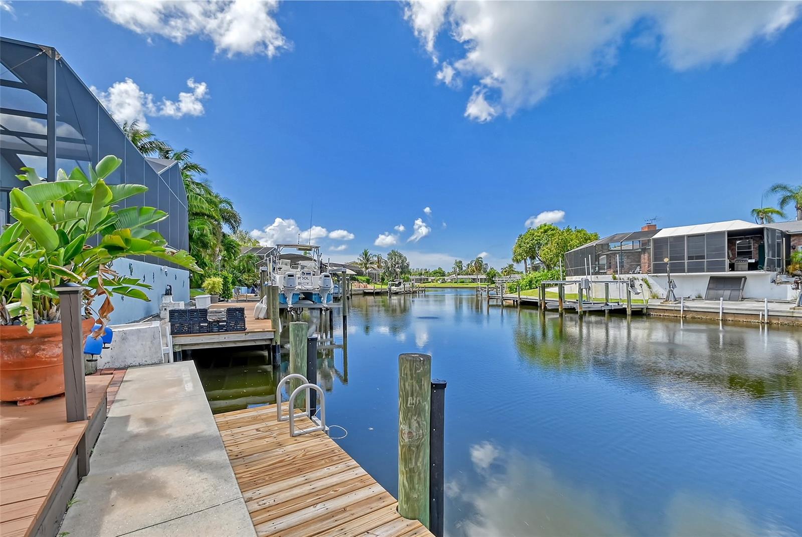 4532 MANGROVE POINT RD