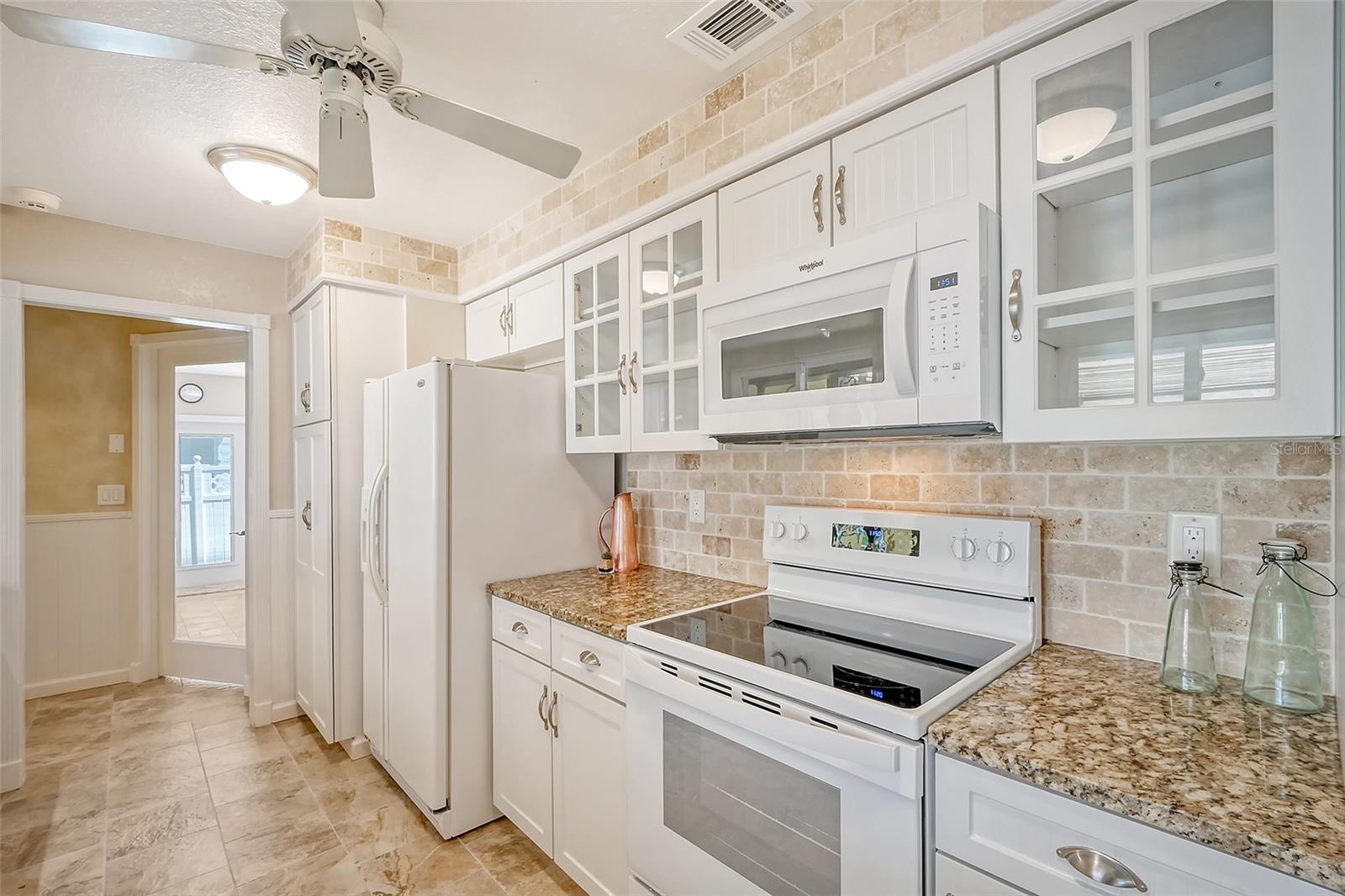 4532 MANGROVE POINT RD