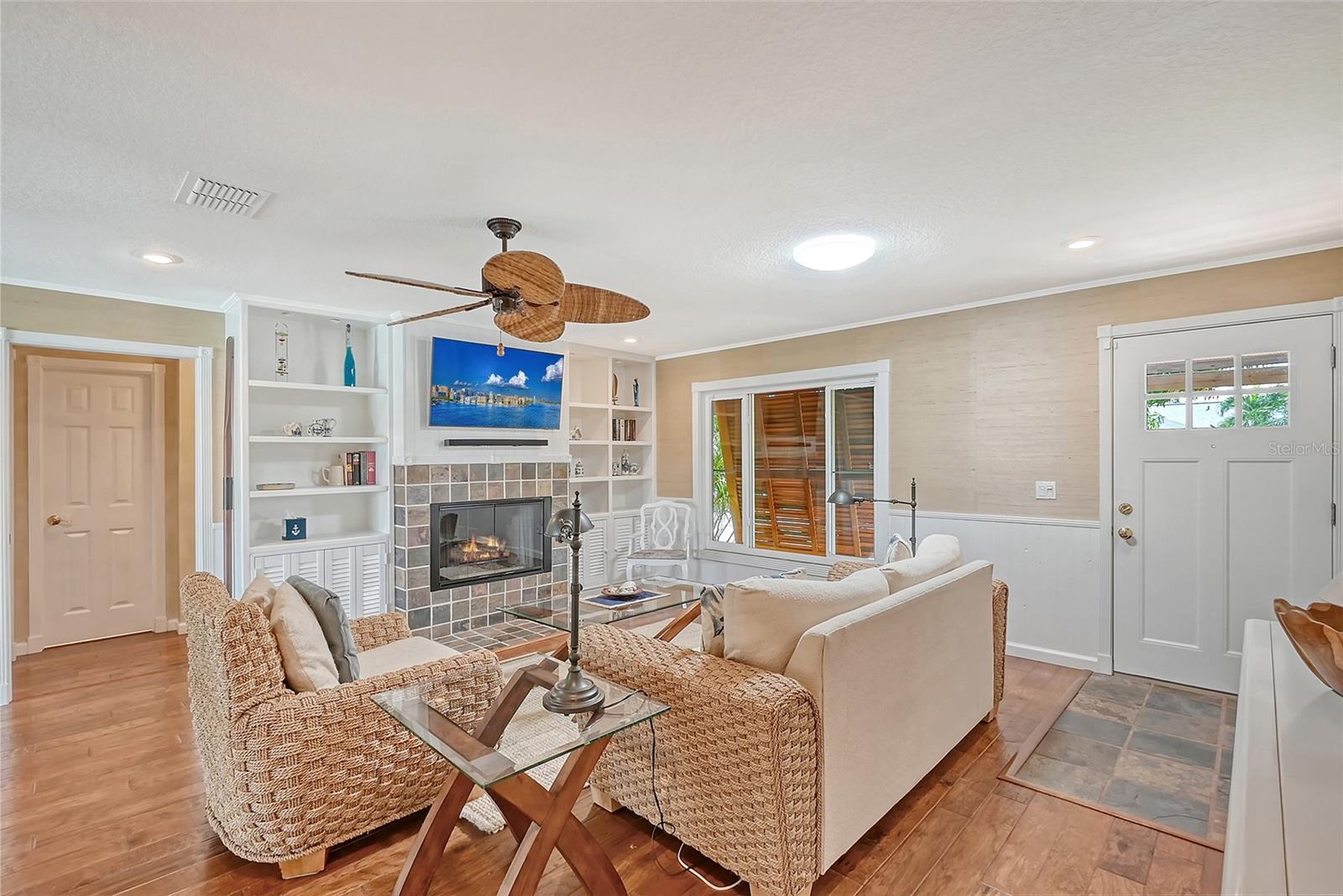 4532 MANGROVE POINT RD