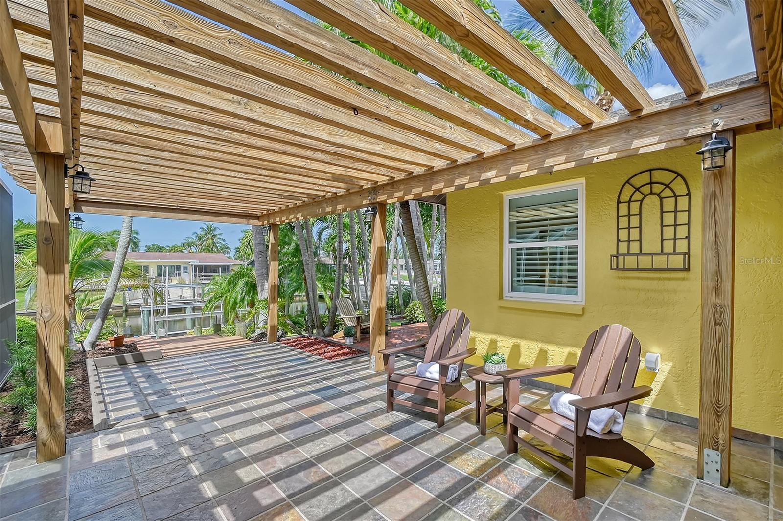 4532 MANGROVE POINT RD