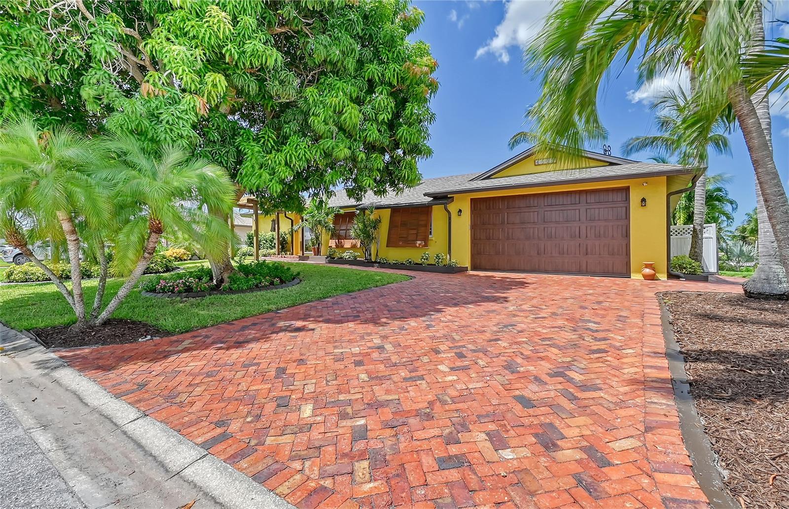 4532 MANGROVE POINT RD