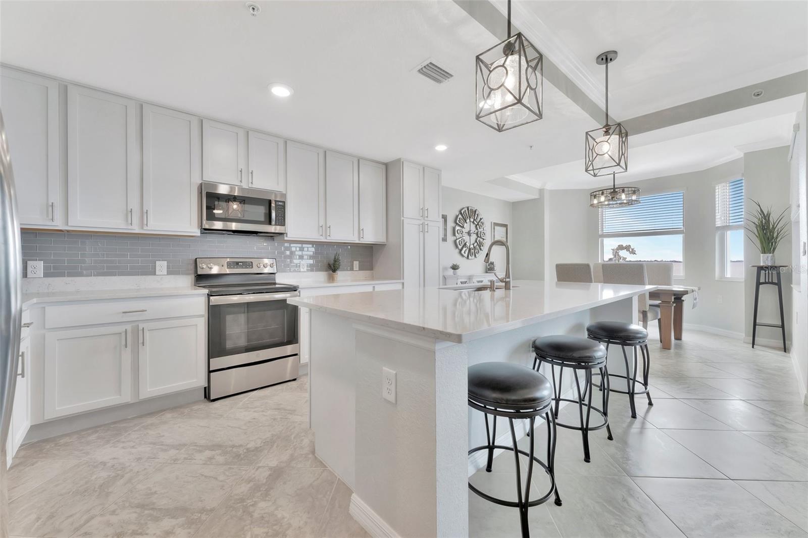 850 TIDEWATER SHORES LOOP #207