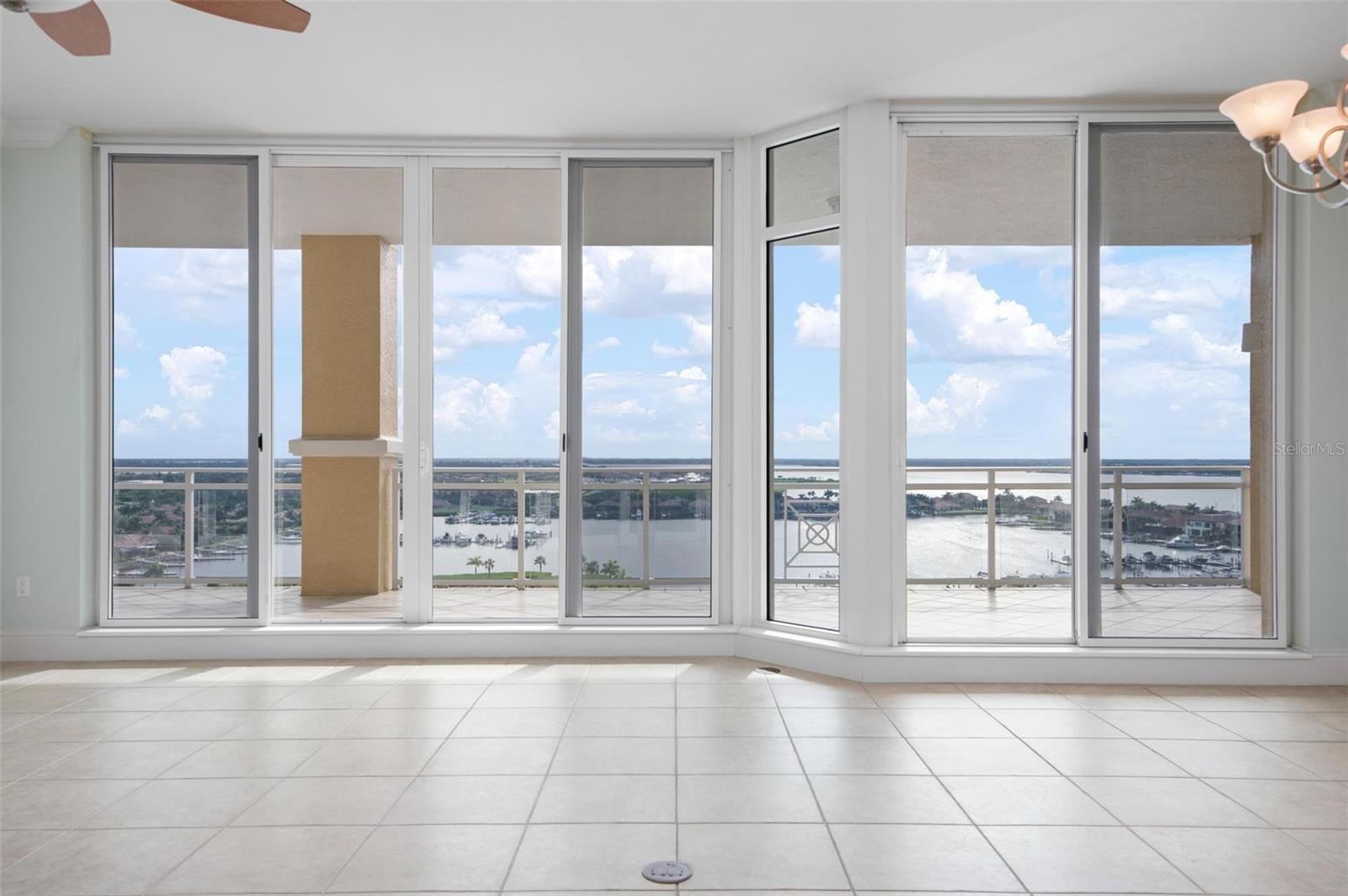 130 RIVIERA DUNES WAY #1102