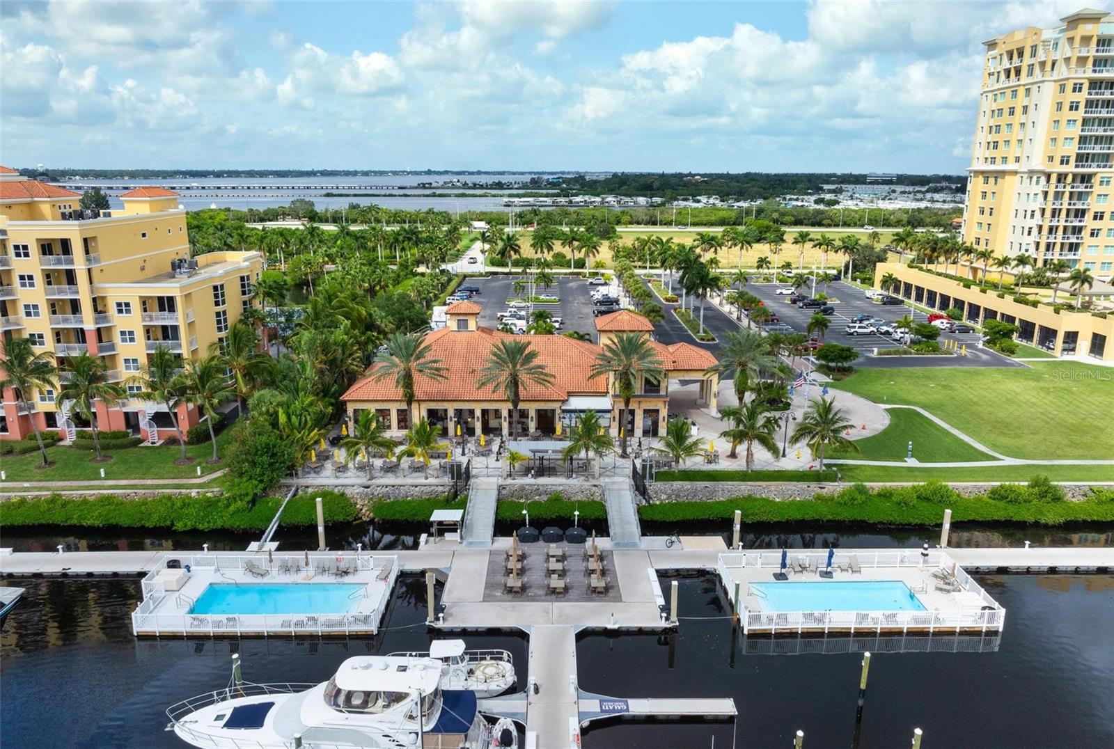 130 RIVIERA DUNES WAY #1102