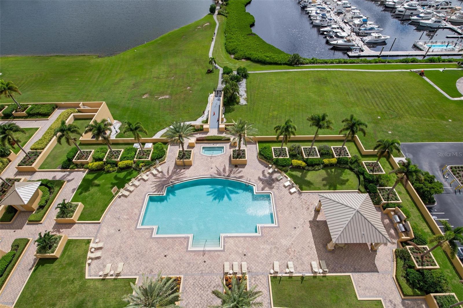 130 RIVIERA DUNES WAY #1102