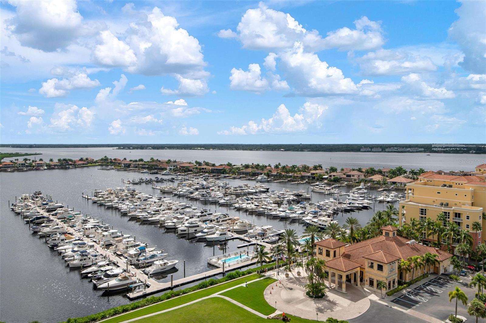 130 RIVIERA DUNES WAY #1102