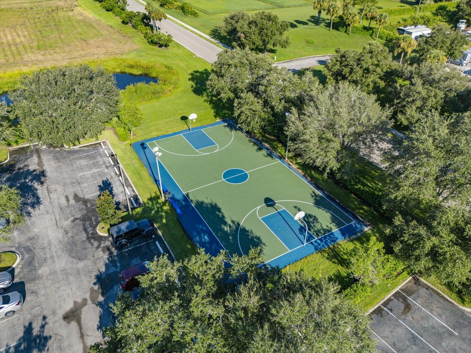 8872 STONE HARBOUR LOOP