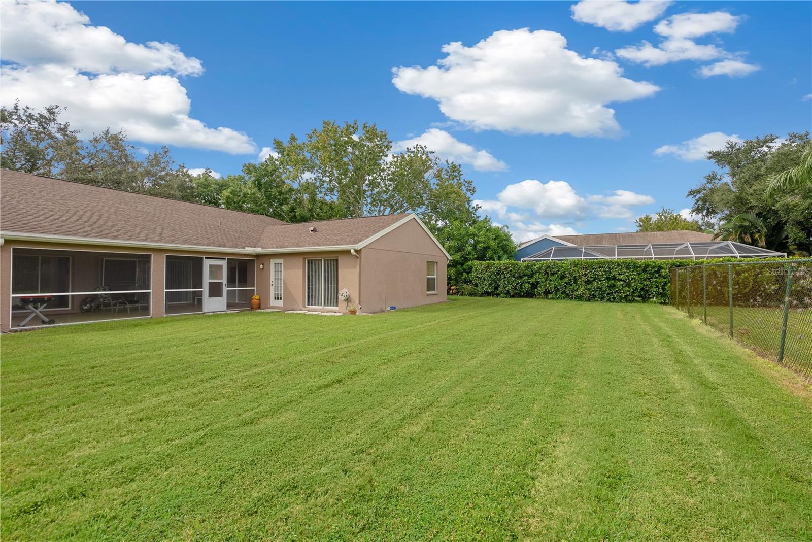 3805 GARDEN LAKES ESTATES DR