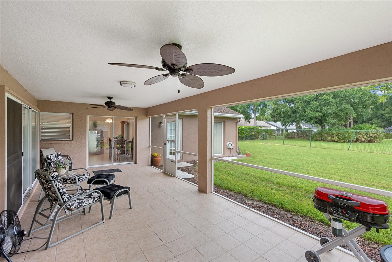 3805 GARDEN LAKES ESTATES DR