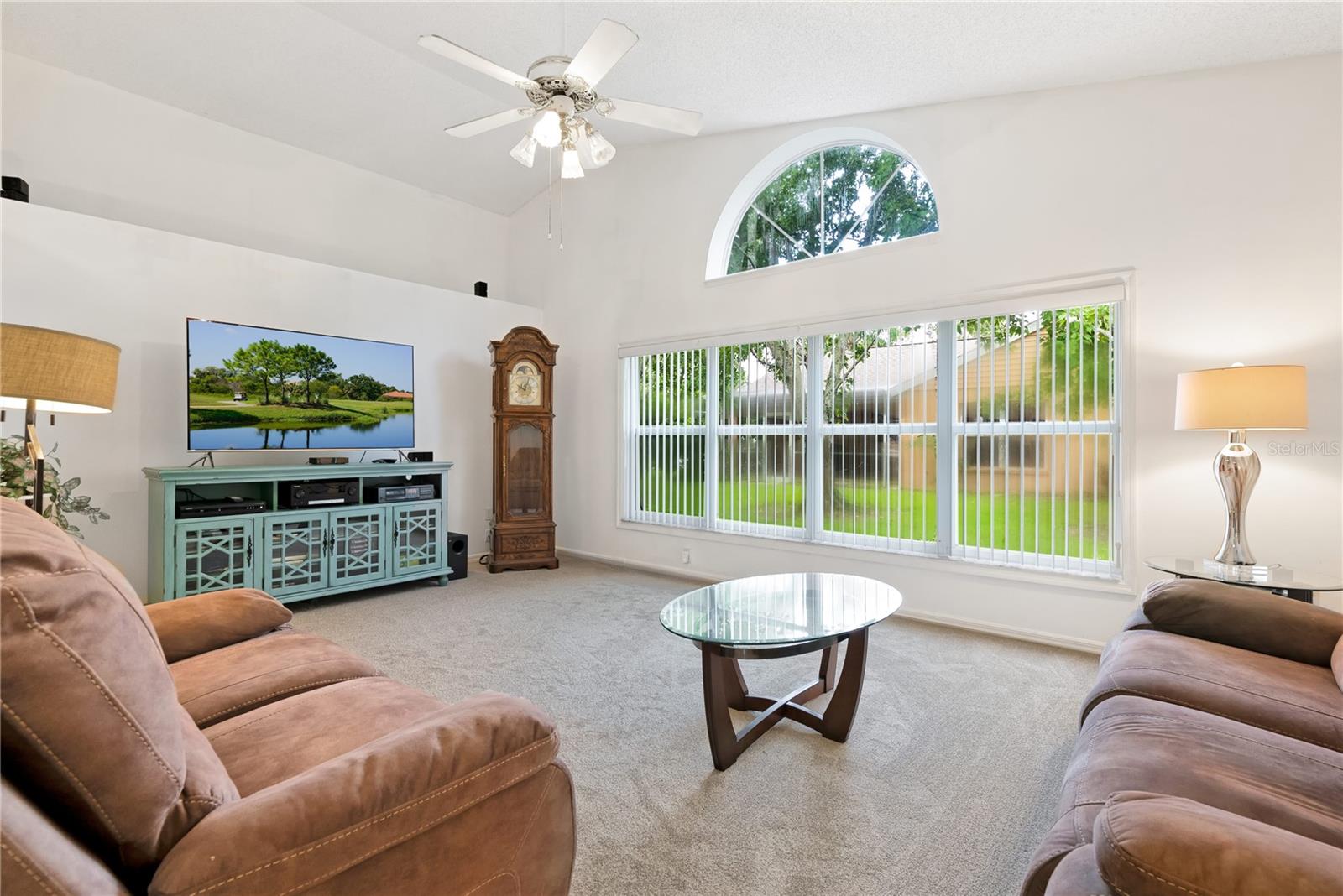 3805 GARDEN LAKES ESTATES DR