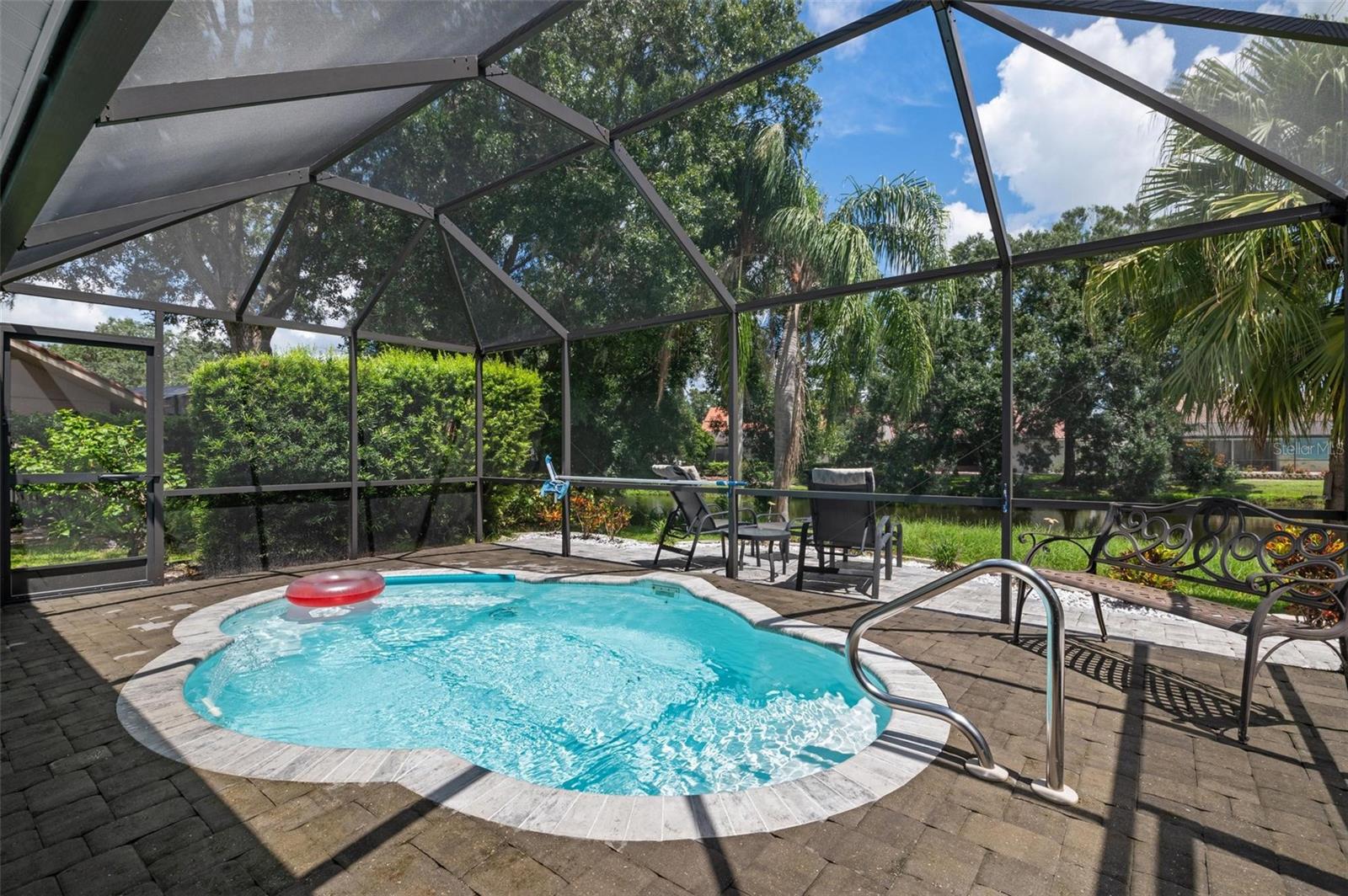 5933 SAN MICHELLE DR