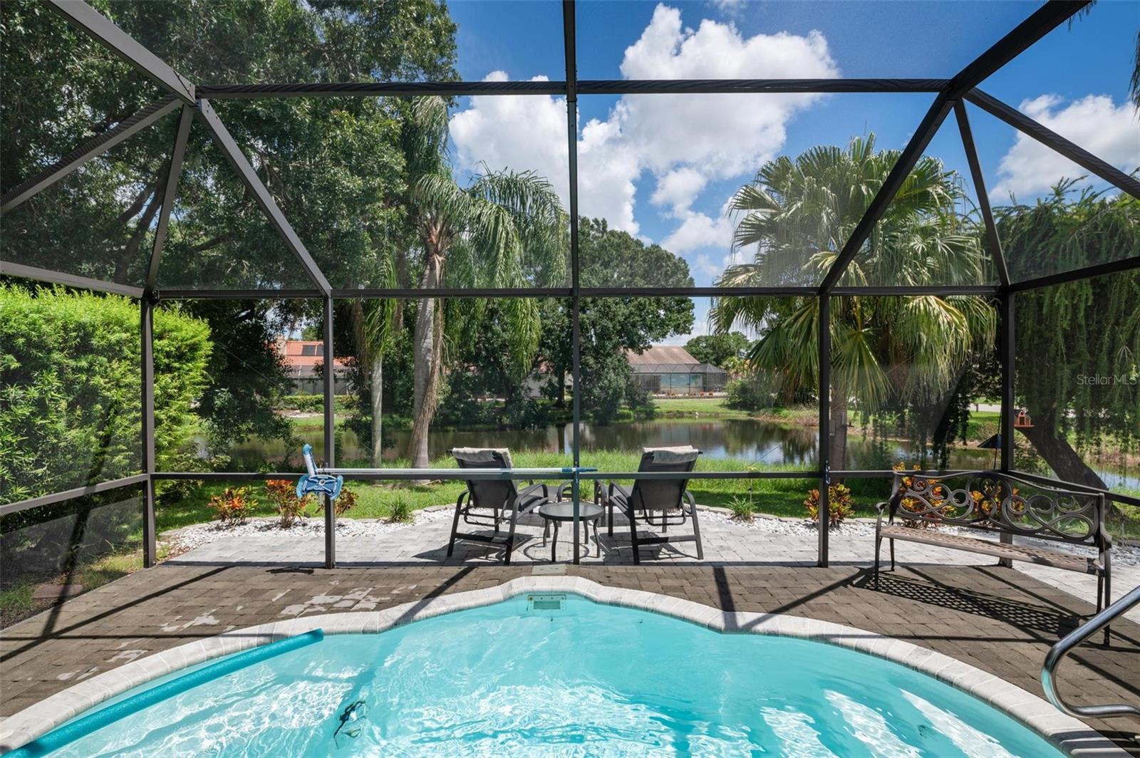 5933 SAN MICHELLE DR