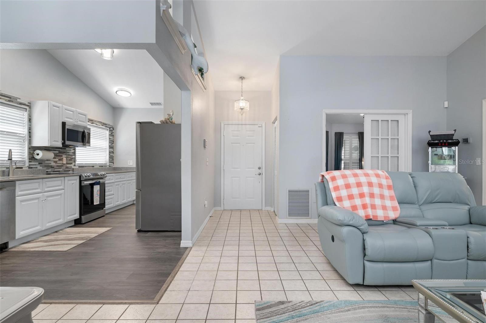 5933 SAN MICHELLE DR