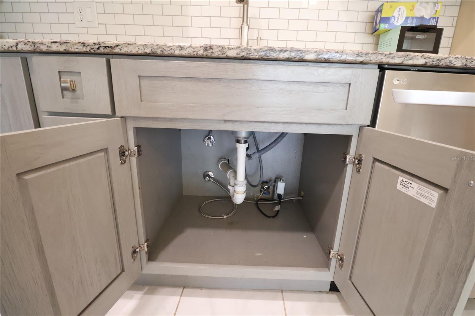 4105 33RD AVENUE DR W #4105