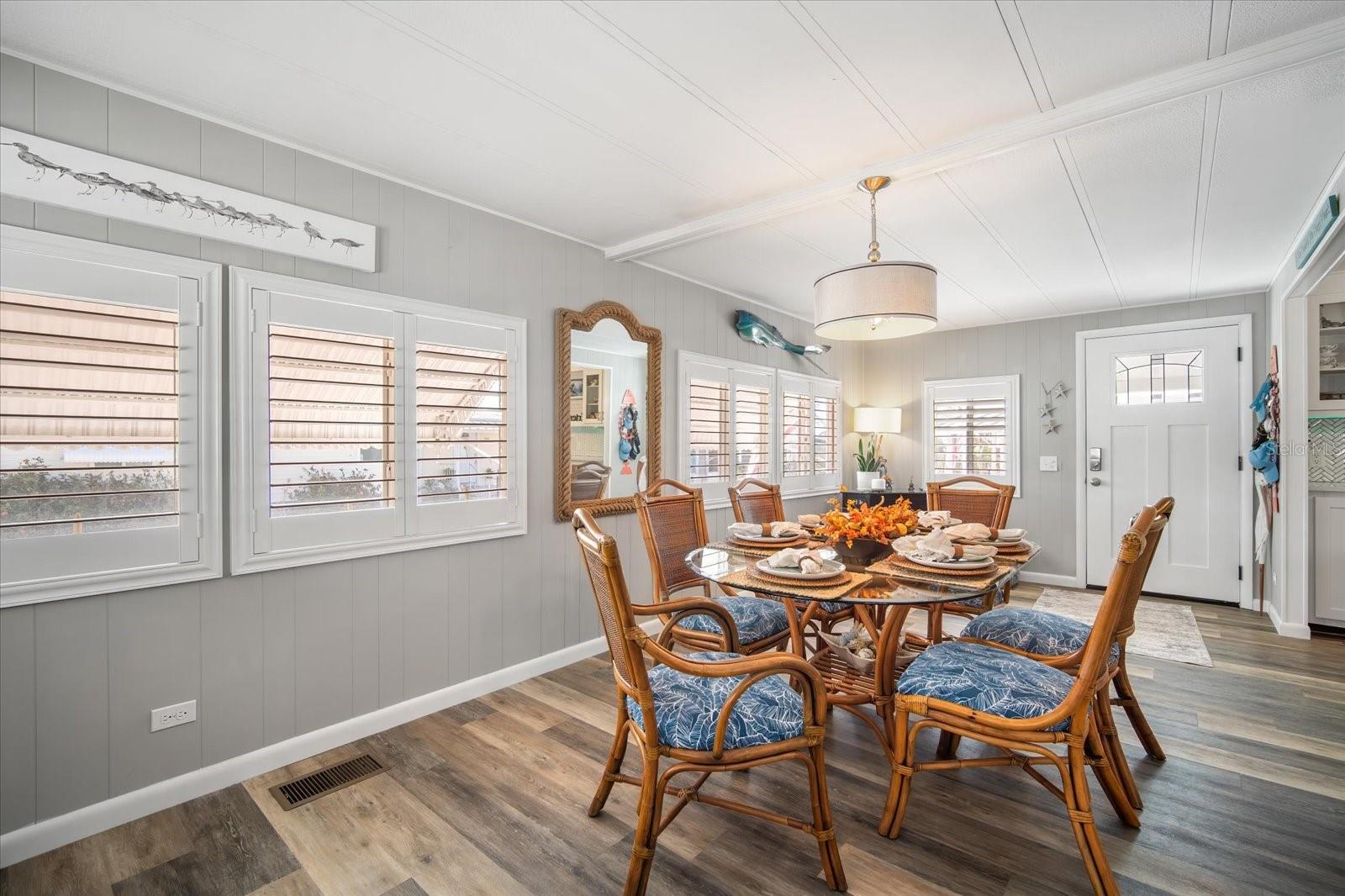 2107 PALMA SOLA BLVD #61