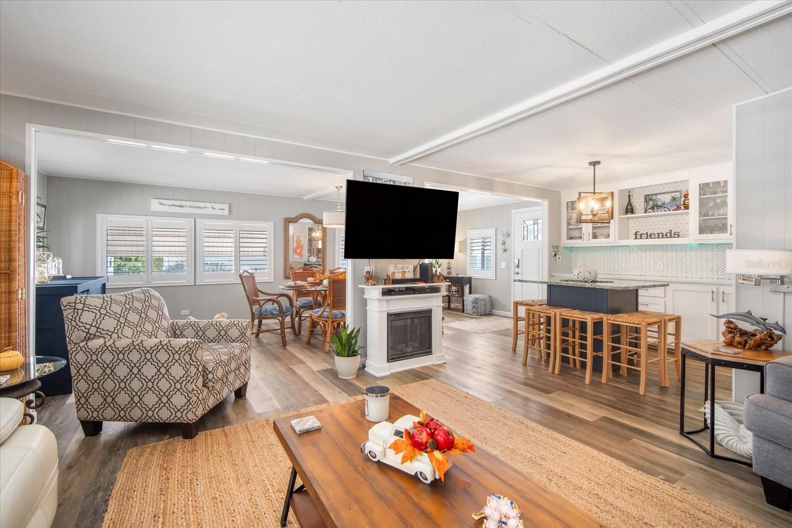 2107 PALMA SOLA BLVD #61