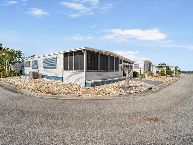 2107 PALMA SOLA BLVD #94