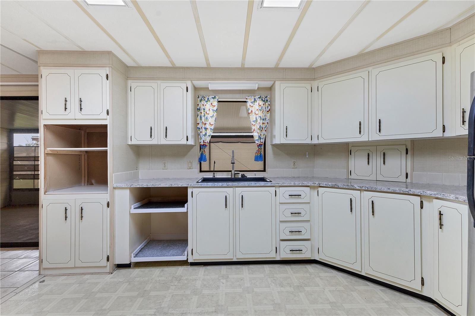 6710 36TH AVE E #315