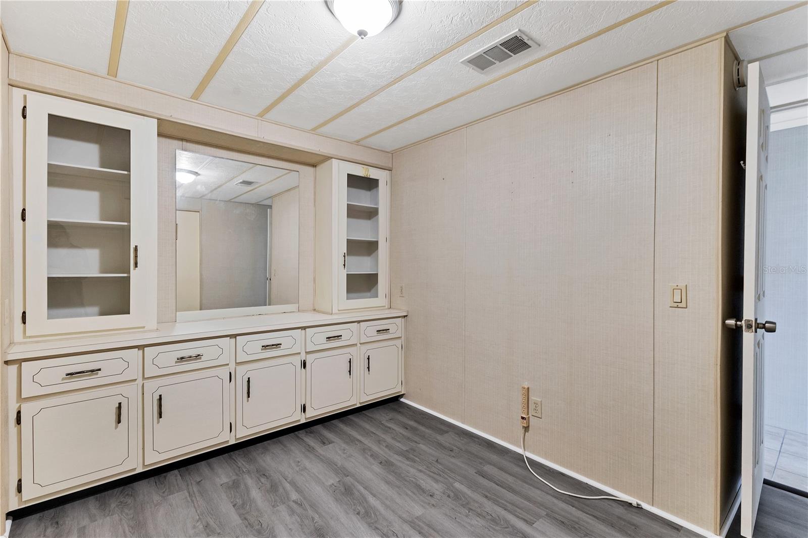 6710 36TH AVE E #315