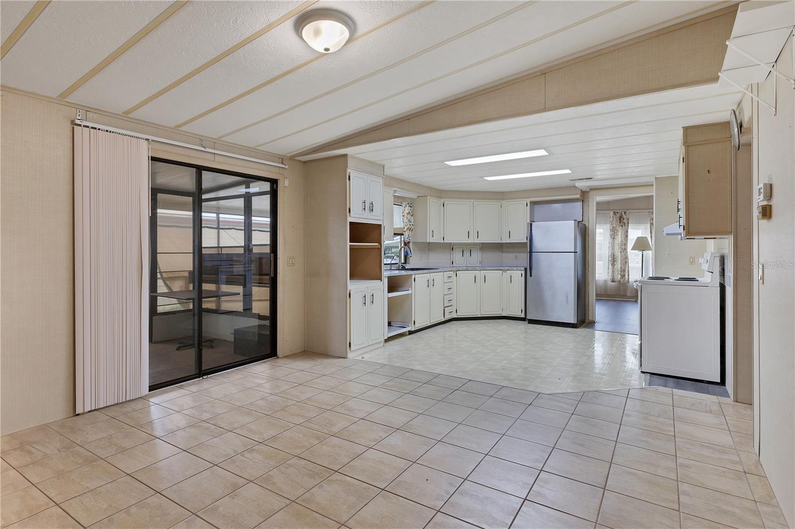 6710 36TH AVE E #315