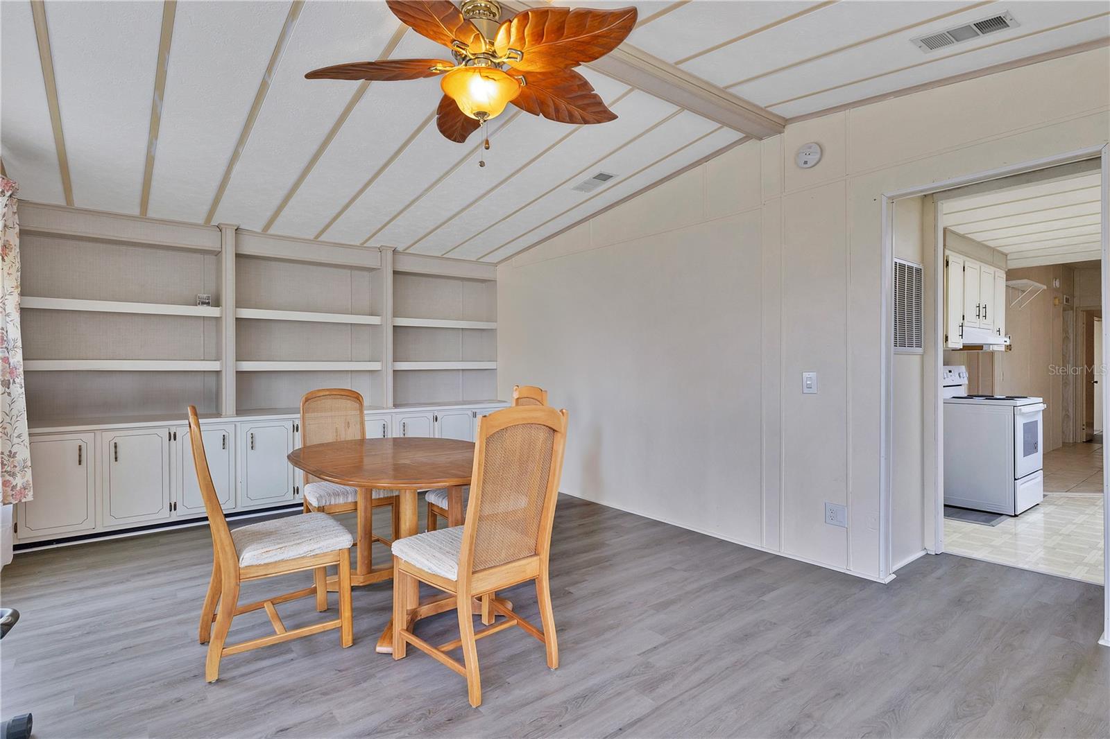 6710 36TH AVE E #315