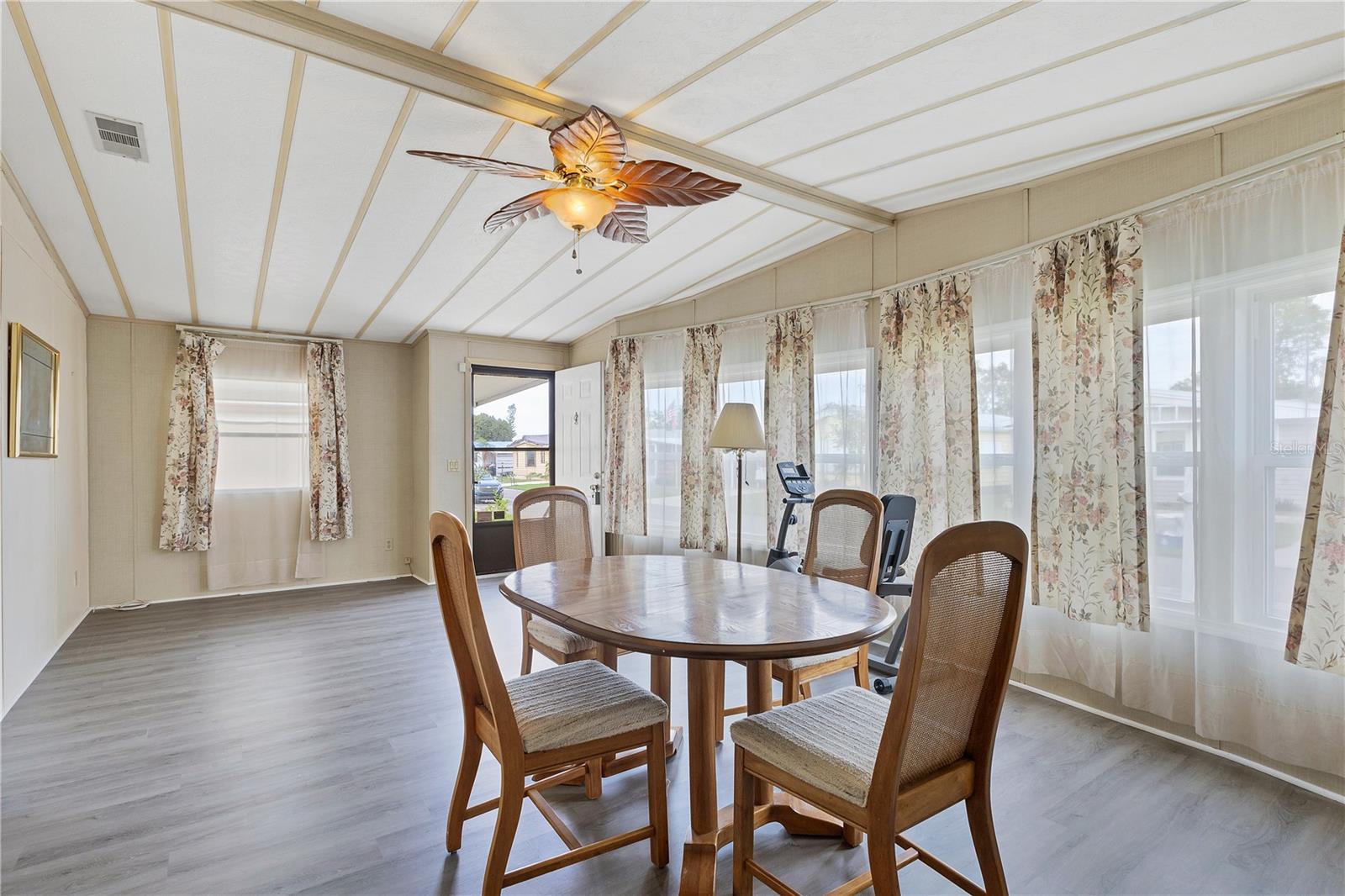 6710 36TH AVE E #315