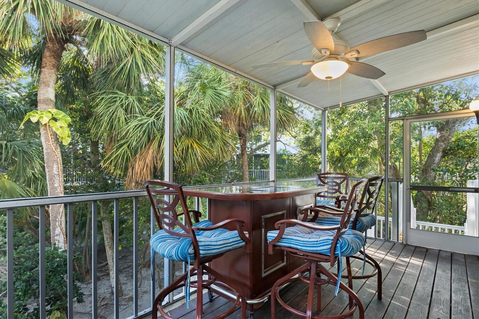 6250 HOLMES BLVD #67