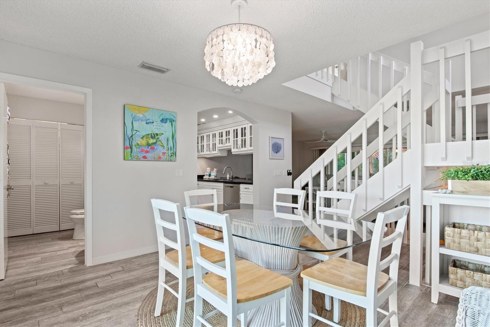 6250 HOLMES BLVD #67