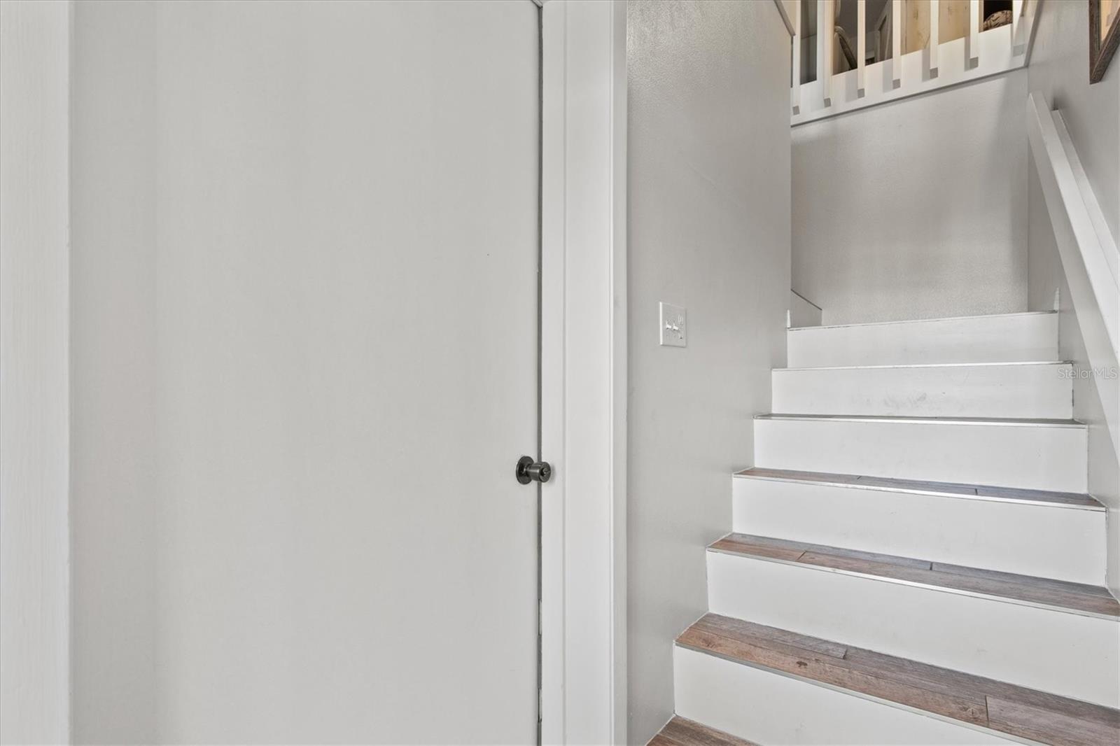 6250 HOLMES BLVD #67