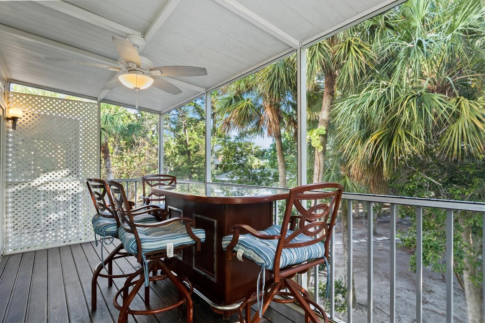 6250 HOLMES BLVD #67