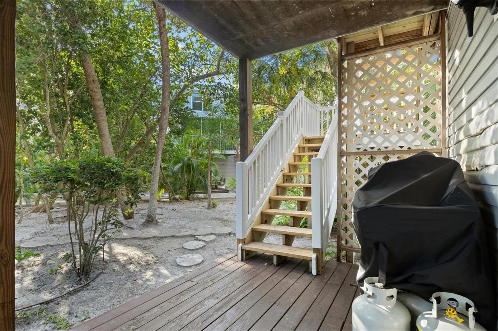 6250 HOLMES BLVD #67