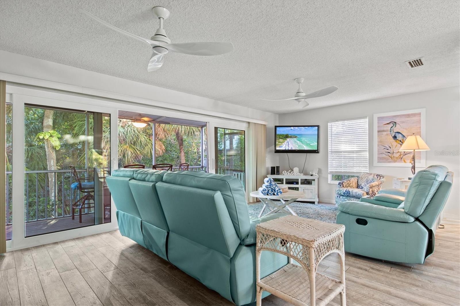 6250 HOLMES BLVD #67