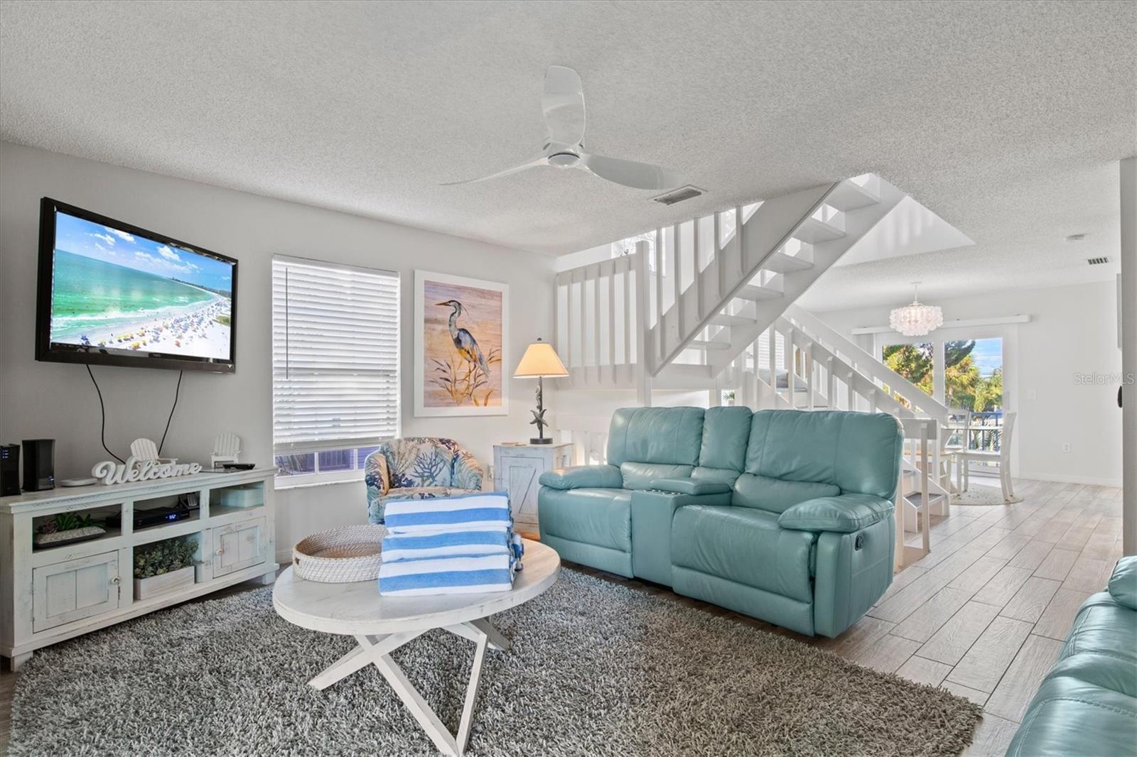 6250 HOLMES BLVD #67