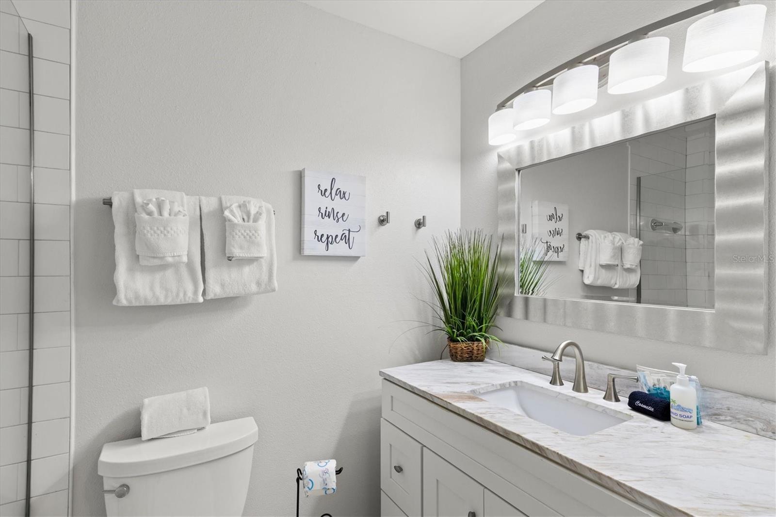 6250 HOLMES BLVD #67