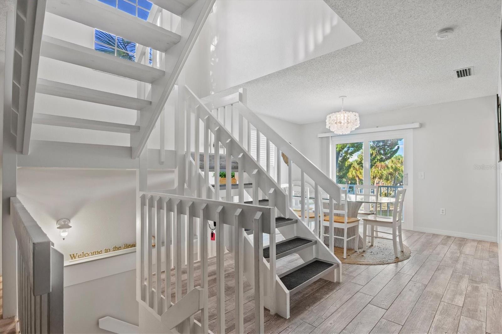 6250 HOLMES BLVD #67