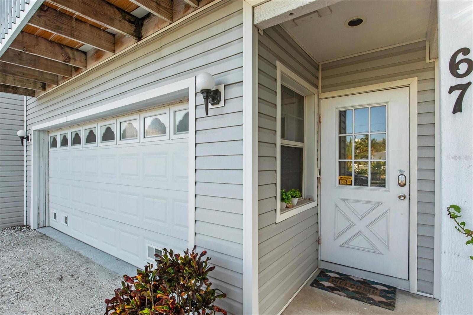 6250 HOLMES BLVD #67