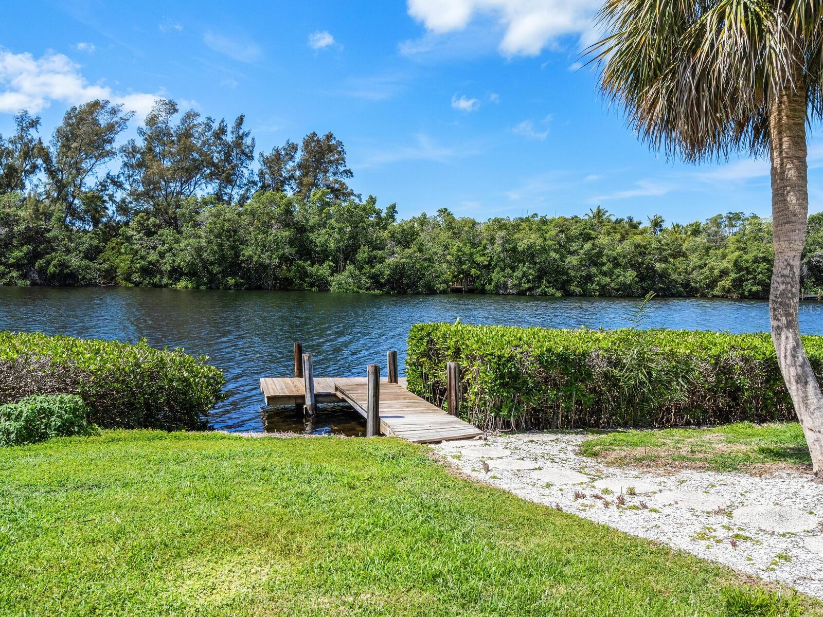 7916 MIDNIGHT PASS RD