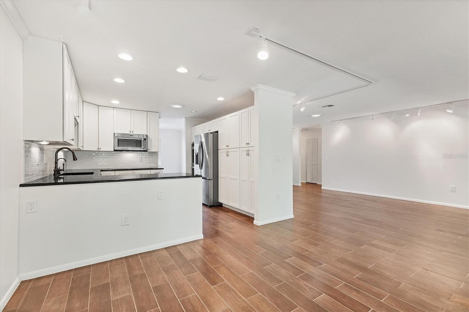 5259 VILLA MAJORCA CT #26