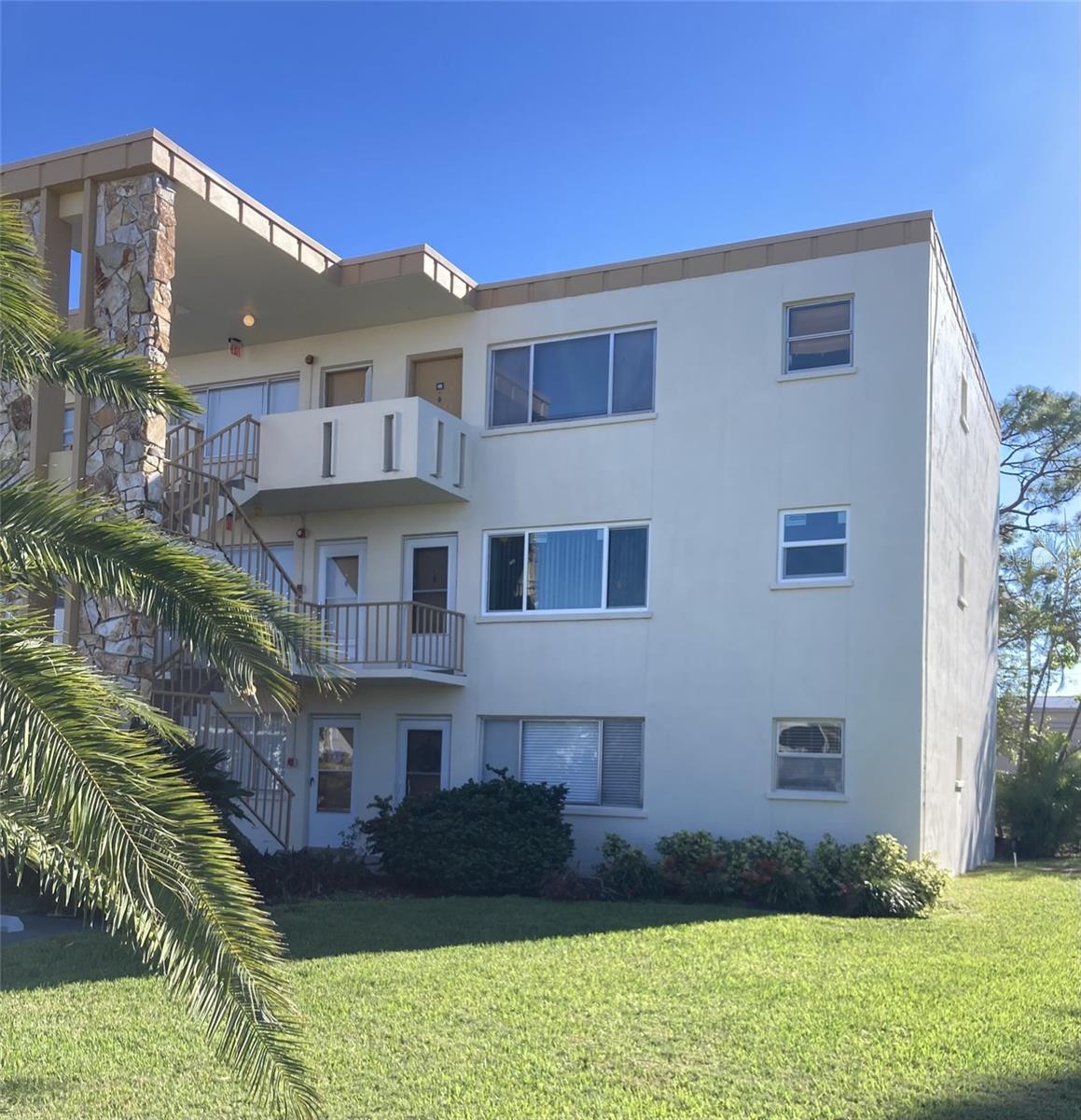 4480 IRONWOOD CIR #218A