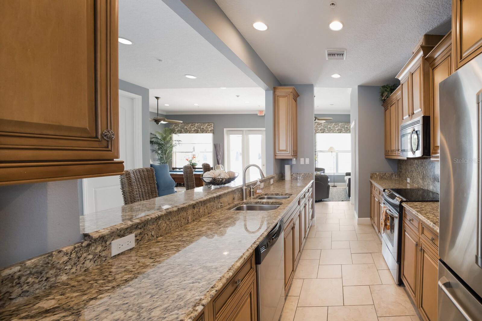 3431 79TH STREET CIR W #102