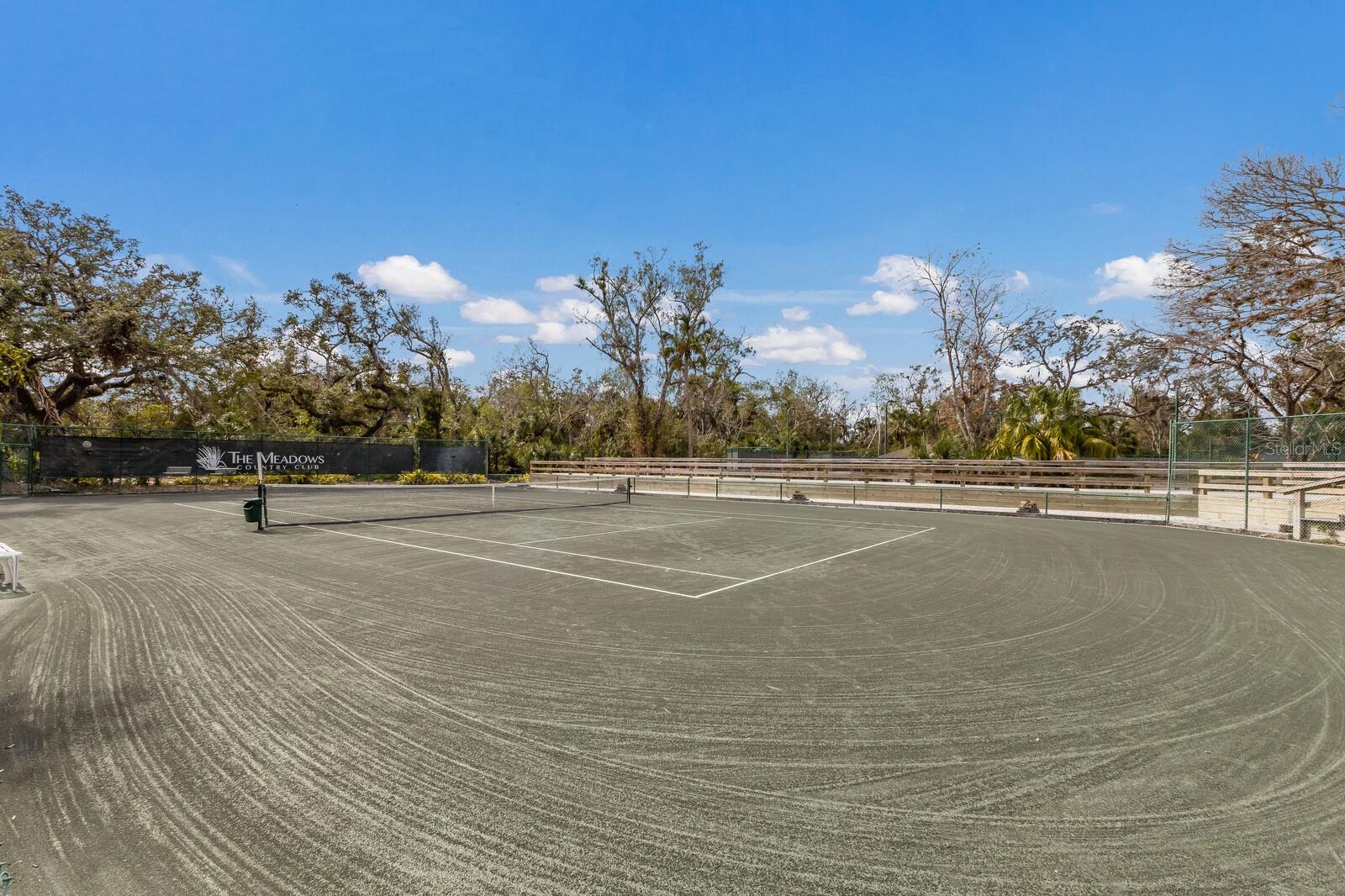 4004 OAKLEY GREENE #37