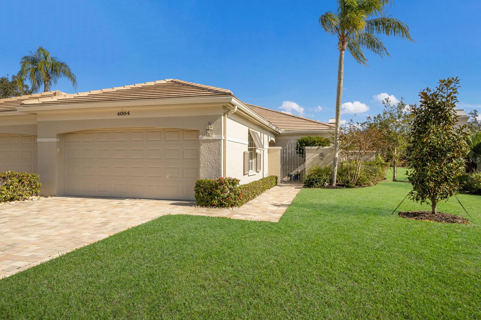 4004 OAKLEY GREENE #37