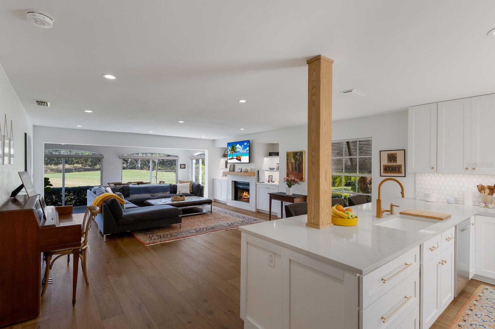 4004 OAKLEY GREENE #37