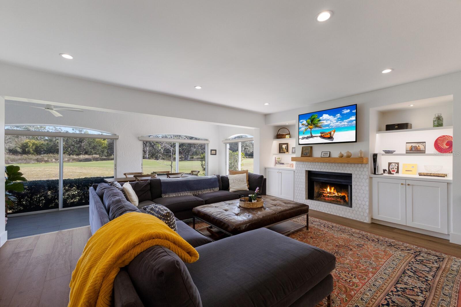 4004 OAKLEY GREENE #37