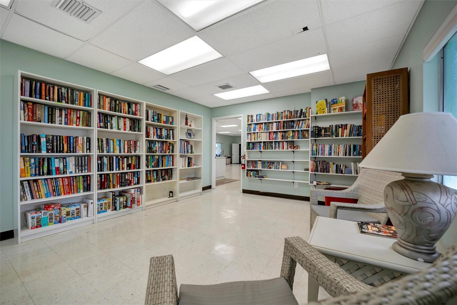 2107 PALMA SOLA BLVD #82