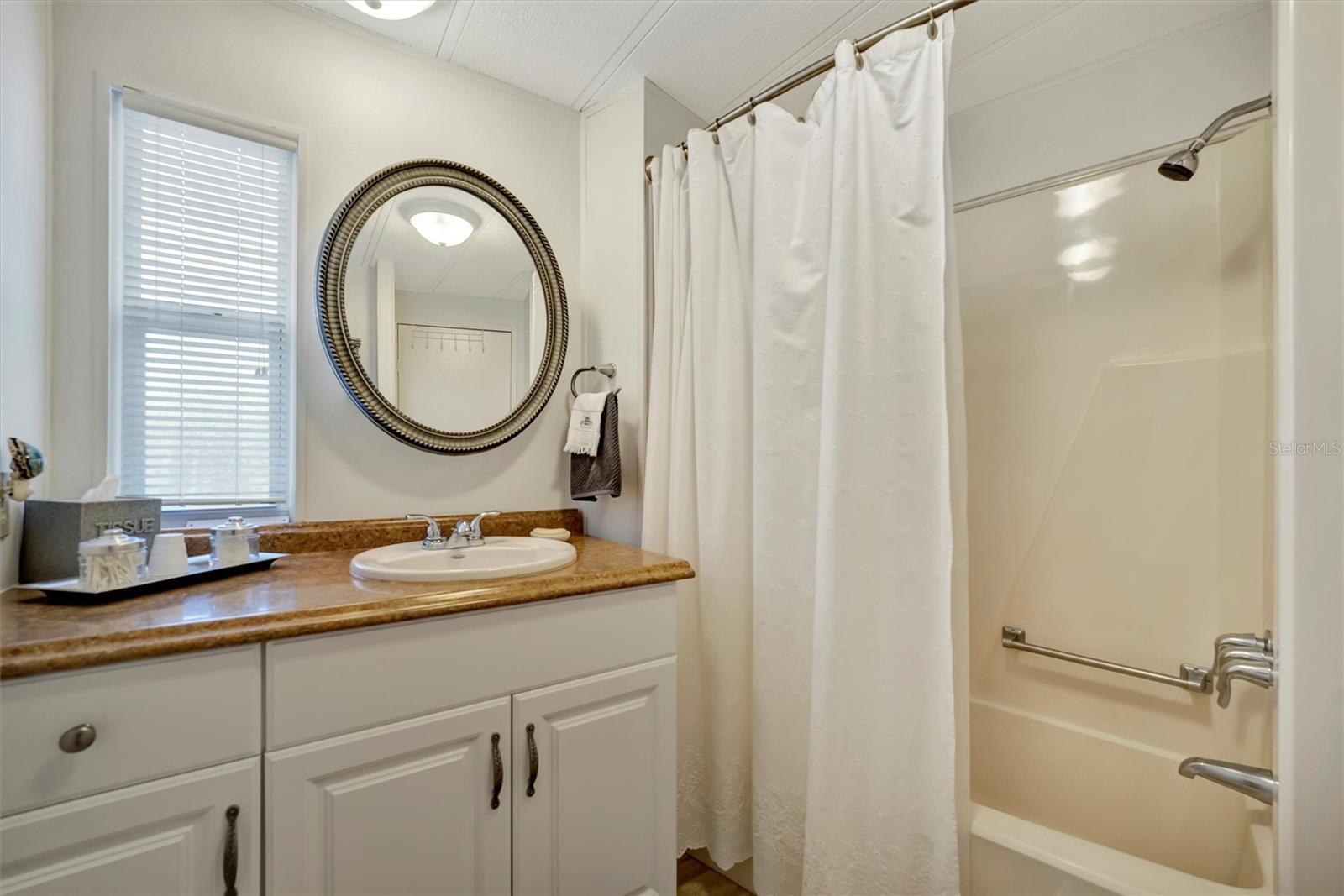 2107 PALMA SOLA BLVD #82